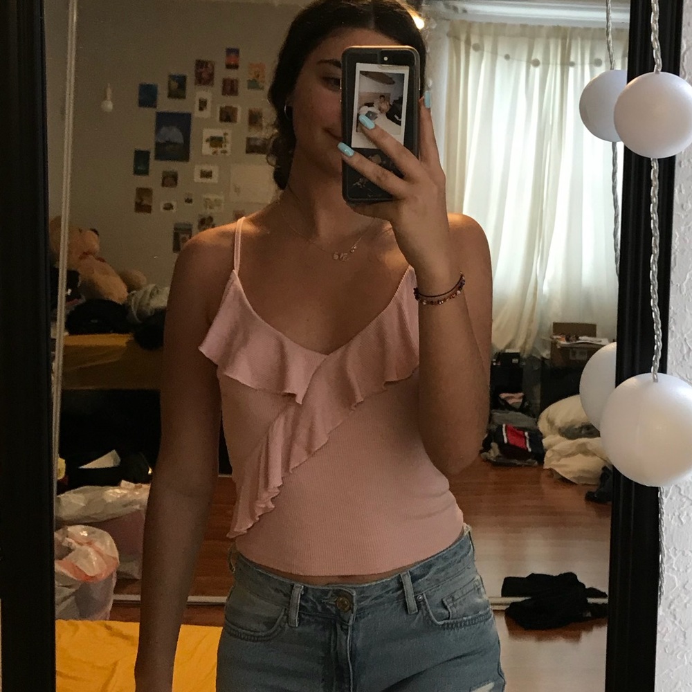 pink ruffled tank